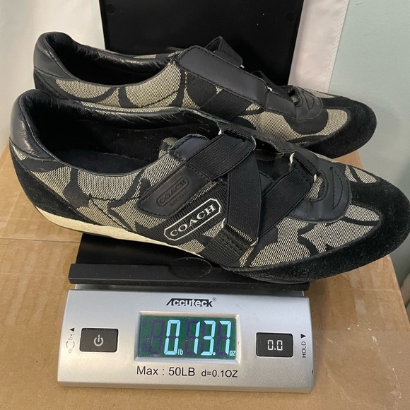 COACH Kyra shoes.   Size 7.5. Super comfy - Picture 13 of 13